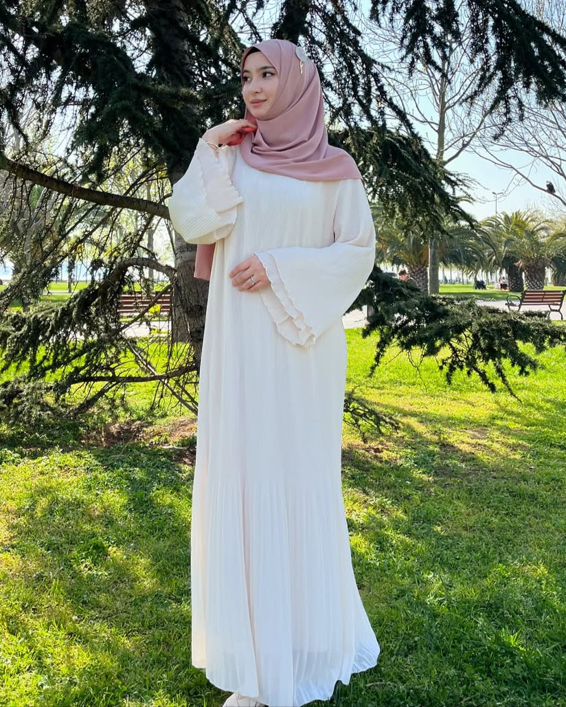 Modest Pleated Abaya: Long Sleeve