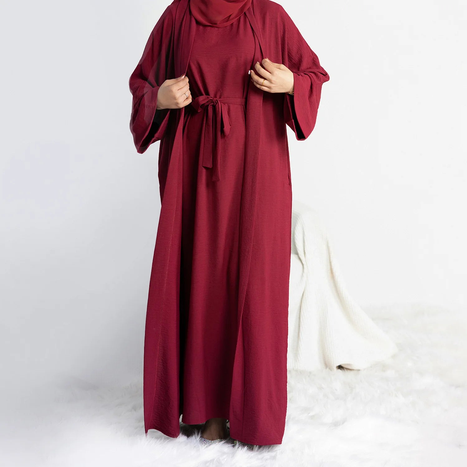 Dubai Two-Piece Abaya Set: Elegant Prayer Garment for 2024