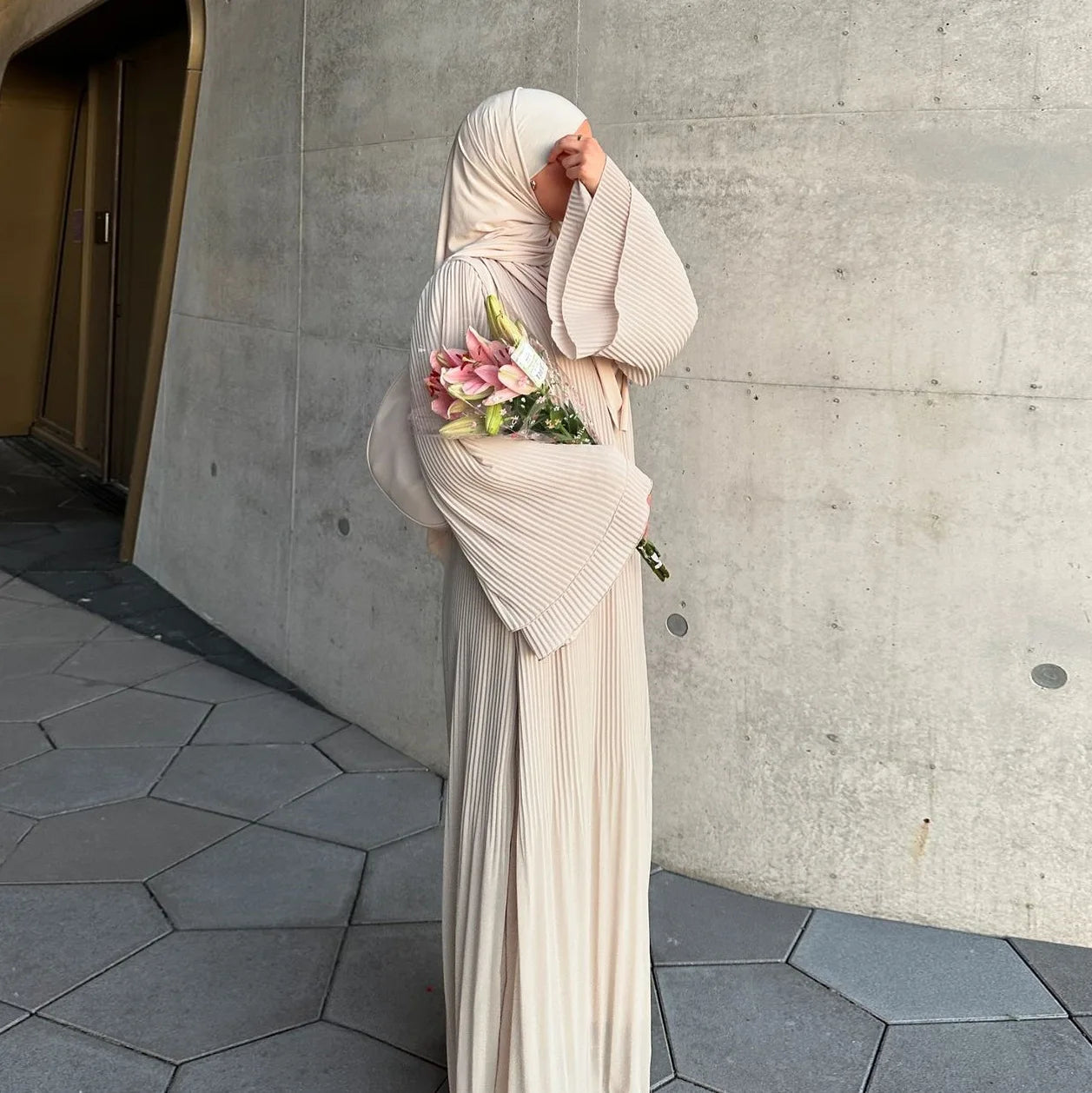 Modest Pleated Abaya: Long Sleeve