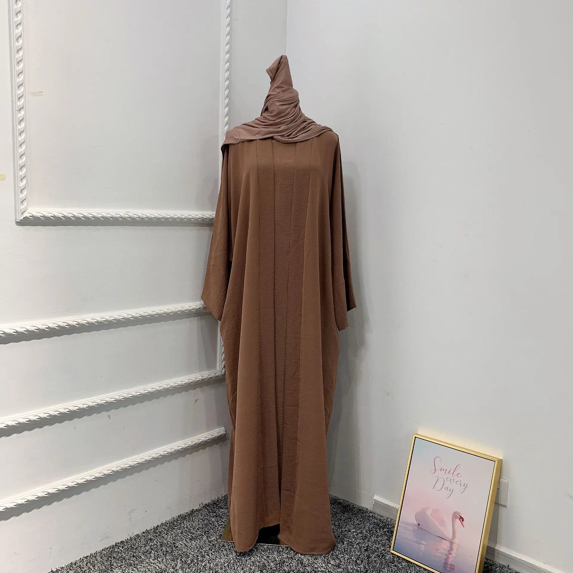 Dubai Two-Piece Abaya Set: Elegant Prayer Garment for 2024