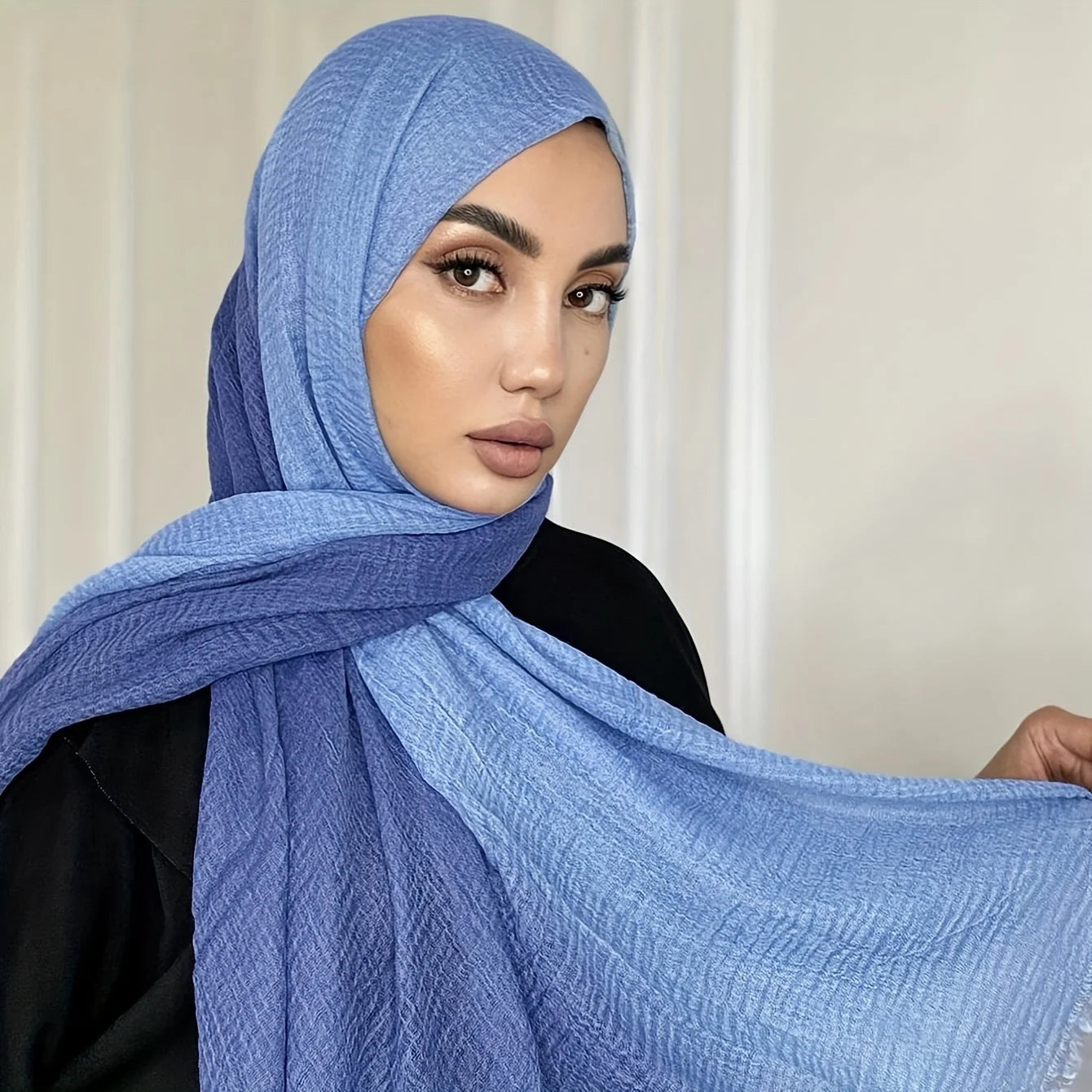 Two-Tone Crinkle Gradient Hijab - Tie-Dye Elegance