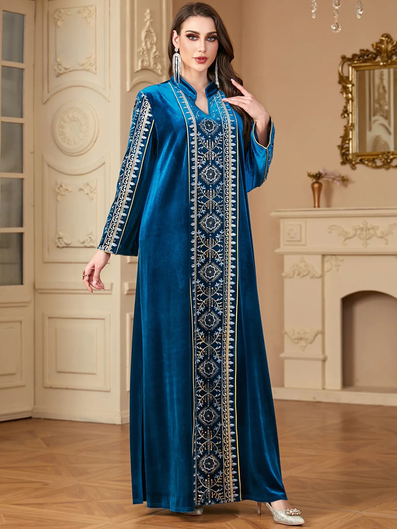 Elegant Winter Velvet Embroidered Abaya Thobe